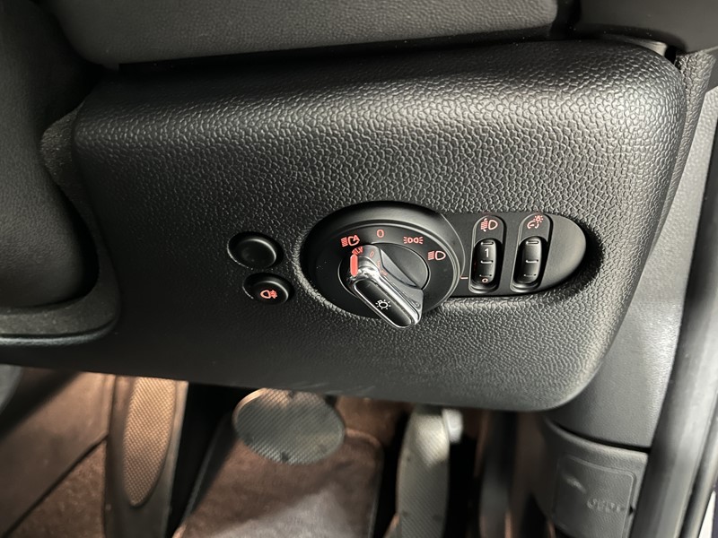 2022 (72) MINI HATCHBACK 1.5 Cooper Exclusive 3dr Auto 4960994