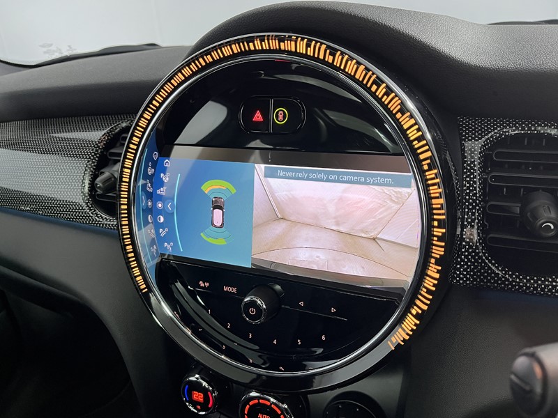 2022 (72) MINI HATCHBACK 1.5 Cooper Exclusive 3dr Auto 4960991