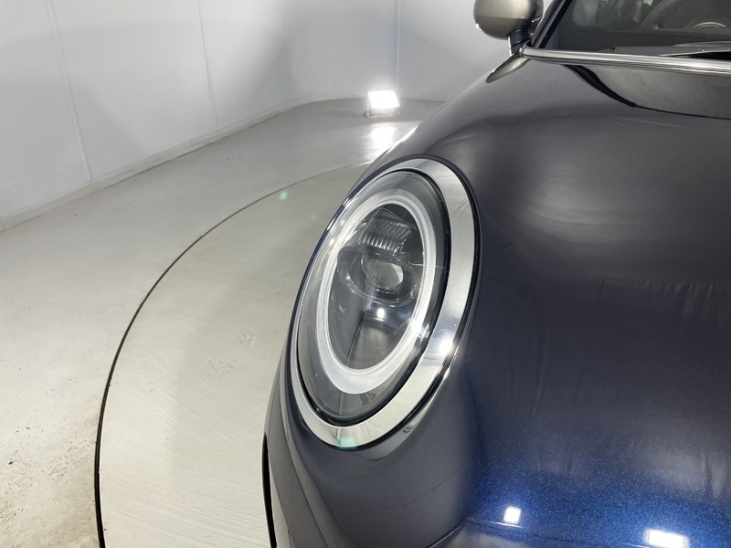 2022 (72) MINI HATCHBACK 1.5 Cooper Exclusive 3dr Auto 4961009