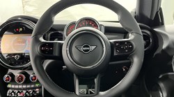 2022 (72) MINI HATCHBACK 1.5 Cooper Exclusive 3dr Auto 4960977