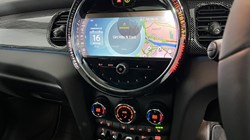 2022 (72) MINI HATCHBACK 1.5 Cooper Exclusive 3dr Auto 4960980
