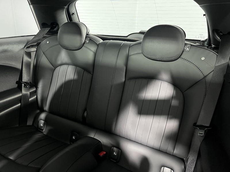 2023 (73) MINI HATCHBACK 2.0 Cooper S Exclusive Premium Plus 3dr Auto 4952199