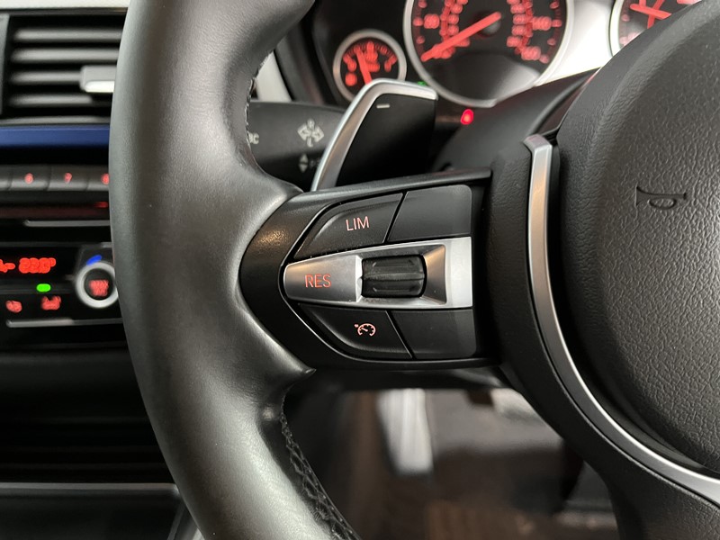 2018 (18) BMW 4 SERIES 420d [190] M Sport 2dr Auto [Professional Media] 4960937