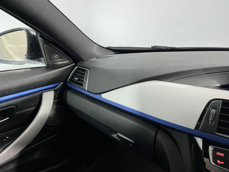 2018 (18) BMW 4 SERIES 420d [190] M Sport 2dr Auto [Professional Media] 4960940