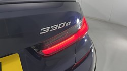 2021 (71) BMW 3 SERIES 330e M Sport Pro Edition 4dr Step Auto 4972227