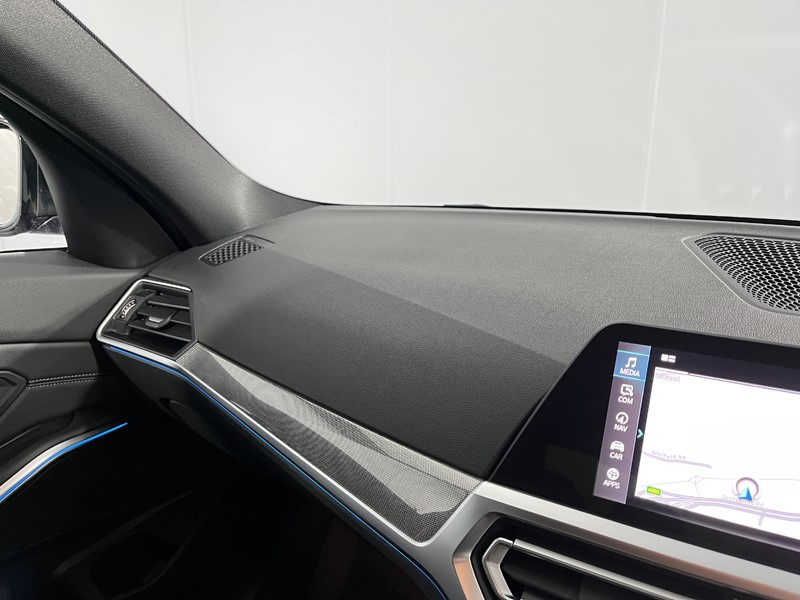 2021 (71) BMW 3 SERIES 330e M Sport Pro Edition 4dr Step Auto 4972207