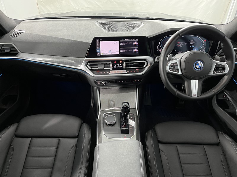 2021 (71) BMW 3 SERIES 330e M Sport Pro Edition 4dr Step Auto 4972185