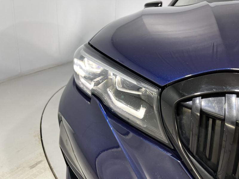 2021 (71) BMW 3 SERIES 330e M Sport Pro Edition 4dr Step Auto 4972221