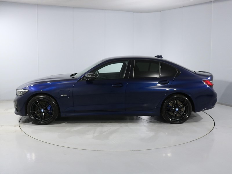 2021 (71) BMW 3 SERIES 330e M Sport Pro Edition 4dr Step Auto 4972231