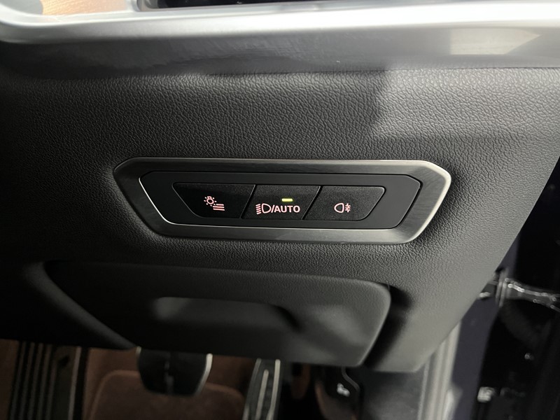 2025 (75) BMW X7 xDrive40i MHT M Sport 5dr Step Auto 4977380