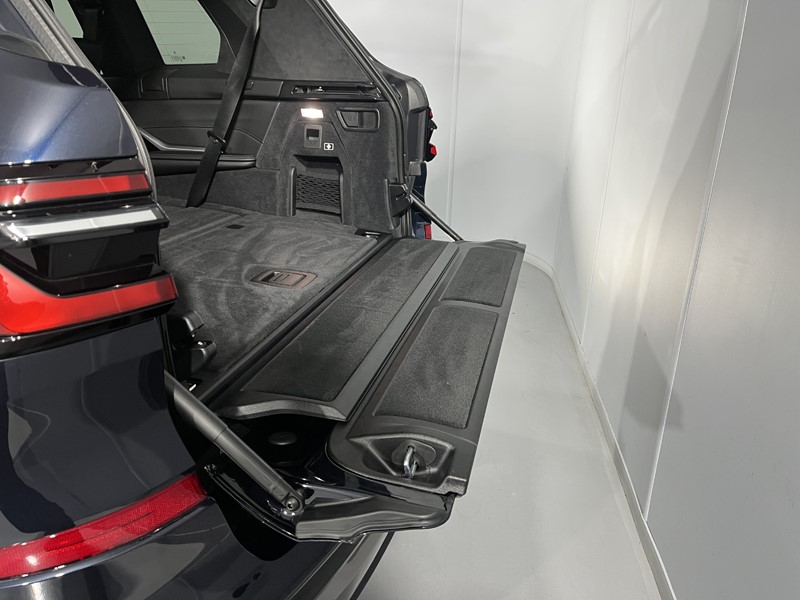 2025 (75) BMW X7 xDrive40i MHT M Sport 5dr Step Auto 4977407