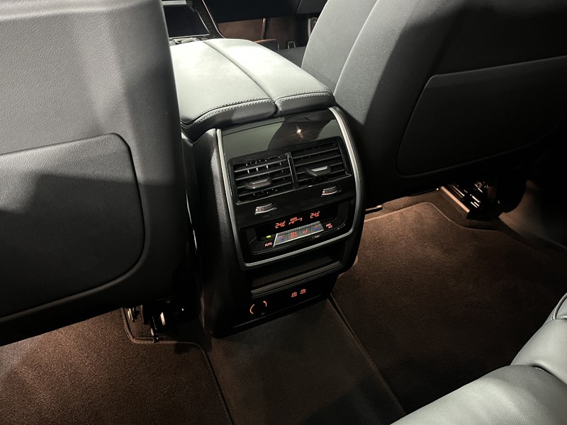 2025 (75) BMW X7 xDrive40i MHT M Sport 5dr Step Auto 4977399