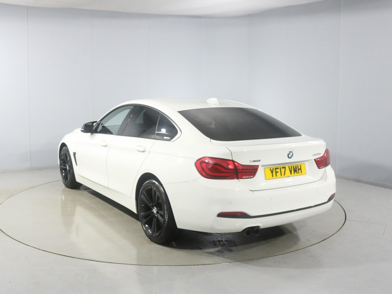 2017 (17) BMW 4 SERIES 420i xDrive Sport 5dr Auto [Business Media]
