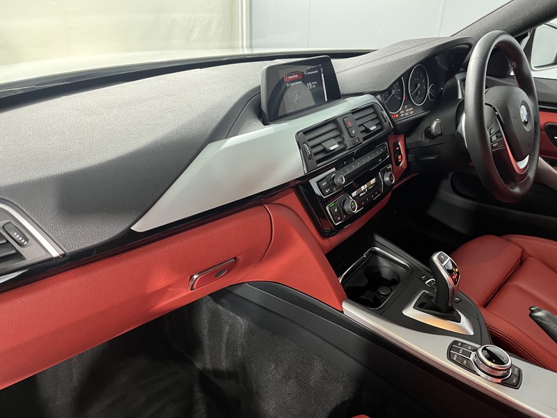 2017 (17) BMW 4 SERIES 420i xDrive Sport 5dr Auto [Business Media] 4965600