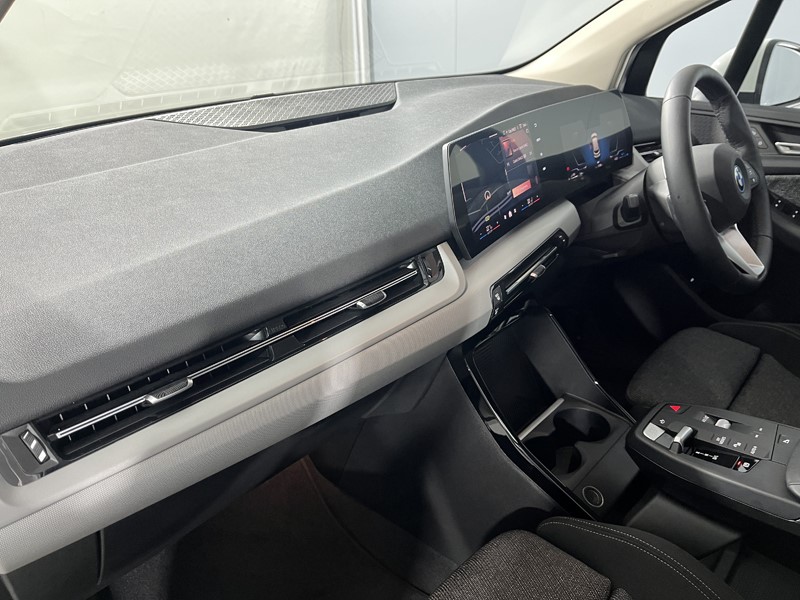 2025 (25) BMW 2 SERIES 225e xDrive Sport 5dr DCT 4965751