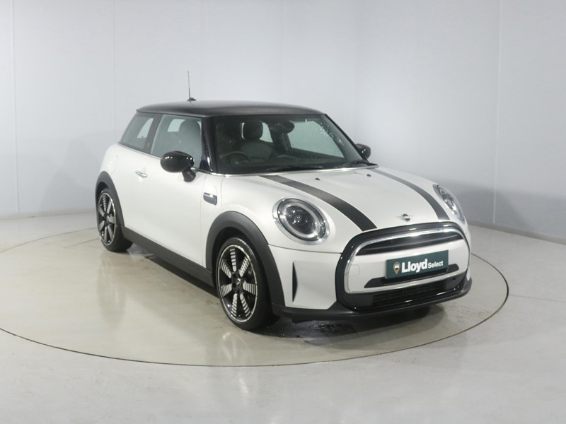 2022 (22) MINI HATCHBACK 1.5 Cooper Exclusive 3dr Auto
