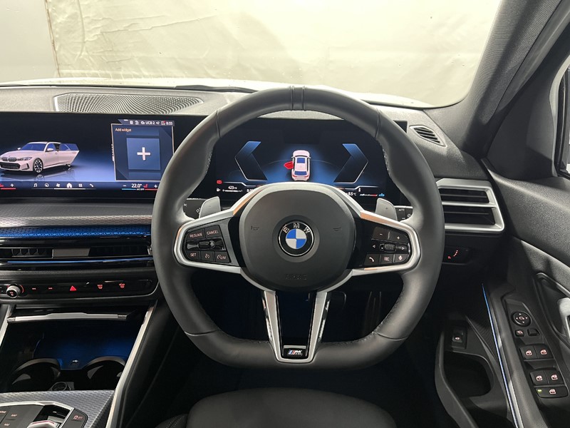 2025 (25) BMW 3 SERIES 320i M Sport 5dr Step Auto 4965801
