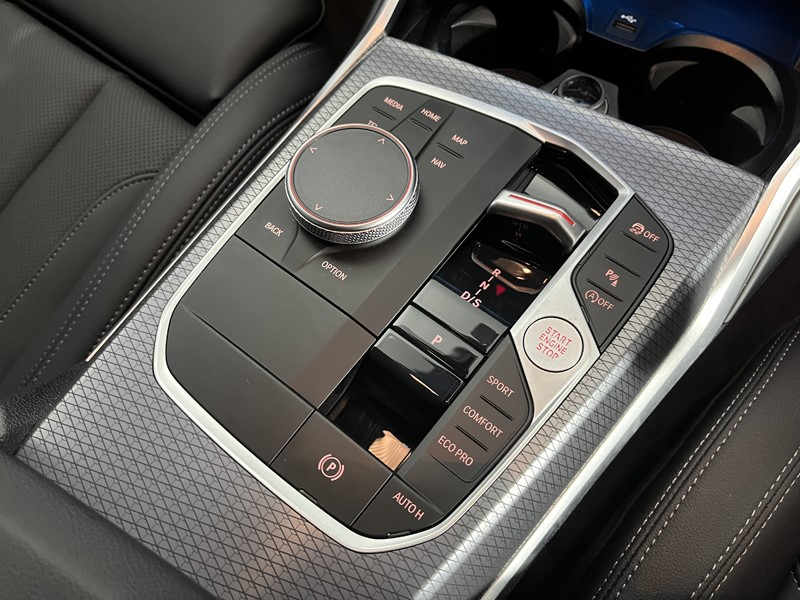 2025 (25) BMW 3 SERIES 320i M Sport 5dr Step Auto 4965806