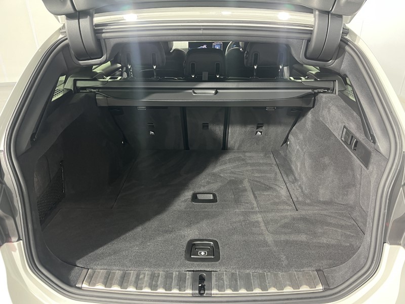 2025 (25) BMW 3 SERIES 320i M Sport 5dr Step Auto 4965809