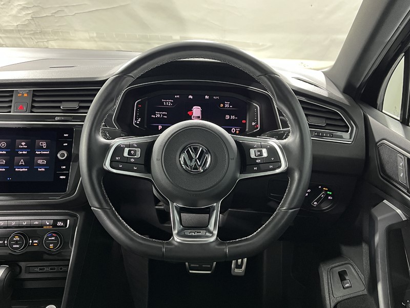 2019 (69) VOLKSWAGEN TIGUAN 2.0 TDi 150 4Motion R-Line Tech 5dr DSG 4950812