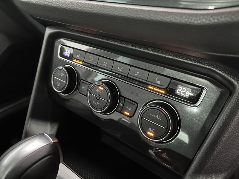 2019 (69) VOLKSWAGEN TIGUAN 2.0 TDi 150 4Motion R-Line Tech 5dr DSG 4950837