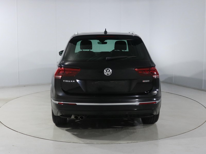 2019 (69) VOLKSWAGEN TIGUAN 2.0 TDi 150 4Motion R-Line Tech 5dr DSG 4950822