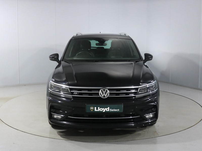 2019 (69) VOLKSWAGEN TIGUAN 2.0 TDi 150 4Motion R-Line Tech 5dr DSG 4950823