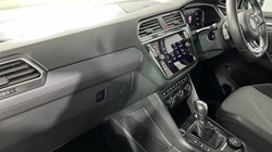 2019 (69) VOLKSWAGEN TIGUAN 2.0 TDi 150 4Motion R-Line Tech 5dr DSG 4950814