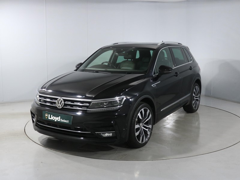 2019 (69) VOLKSWAGEN TIGUAN 2.0 TDi 150 4Motion R-Line Tech 5dr DSG 4950855
