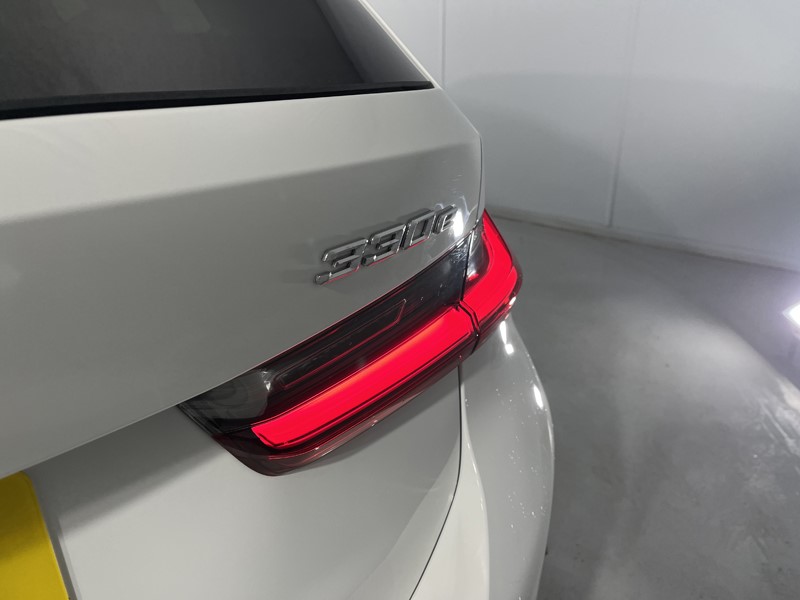 2025 (25) BMW 3 SERIES 330e 22.3 kWh M Sport 5dr Step Auto 4965540