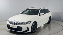 2025 (25) BMW 3 SERIES 330e 22.3 kWh M Sport 5dr Step Auto 4965543