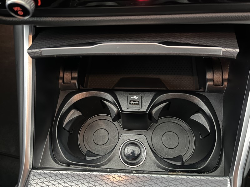 2025 (25) BMW 3 SERIES 330e 22.3 kWh M Sport 5dr Step Auto 4965526