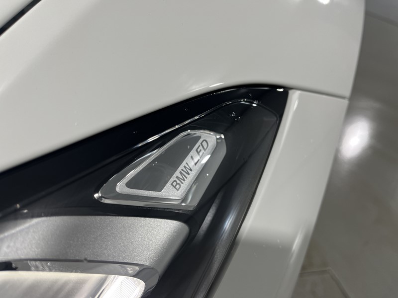 2025 (25) BMW 3 SERIES 330e 22.3 kWh M Sport 5dr Step Auto 4965536