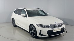 2025 (25) BMW 3 SERIES 330e 22.3 kWh M Sport 5dr Step Auto 4965495