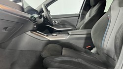 2025 (25) BMW 3 SERIES 330e 22.3 kWh M Sport 5dr Step Auto 4965530