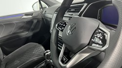 2023 (23) VOLKSWAGEN TIGUAN 1.5 TSI 150 R-Line 5dr DSG 4972391