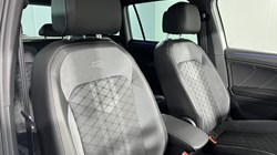 2023 (23) VOLKSWAGEN TIGUAN 1.5 TSI 150 R-Line 5dr DSG 4972380