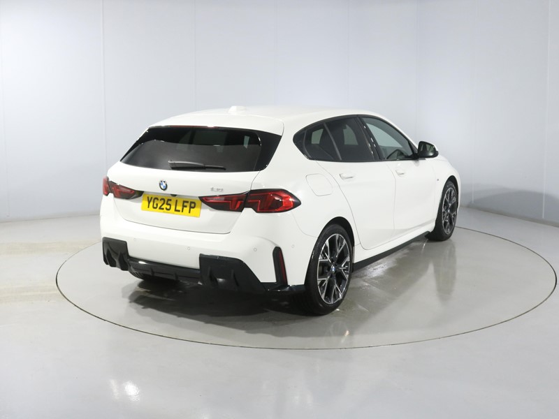 2025 (25) BMW 1 SERIES 120 M Sport 5dr Step Auto 4982000