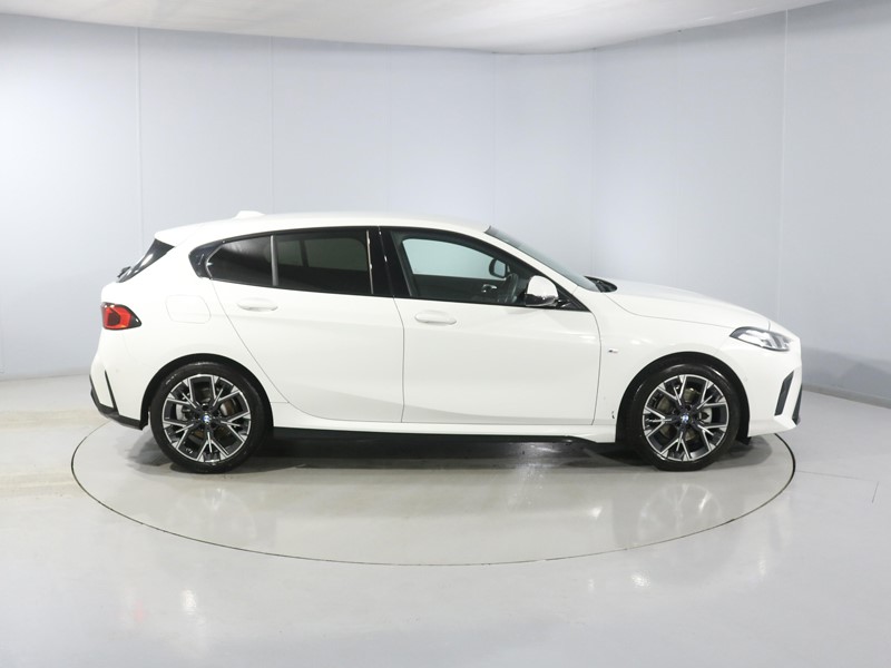 2025 (25) BMW 1 SERIES 120 M Sport 5dr Step Auto 4981957