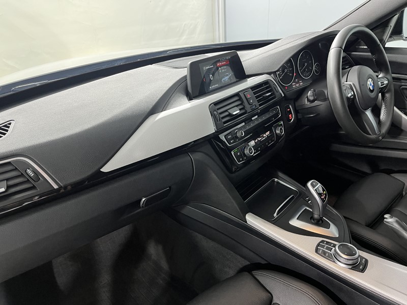 2019 (69) BMW 3 SERIES 320d [190] M Sport 5dr Step Auto [Business Media] 4966935