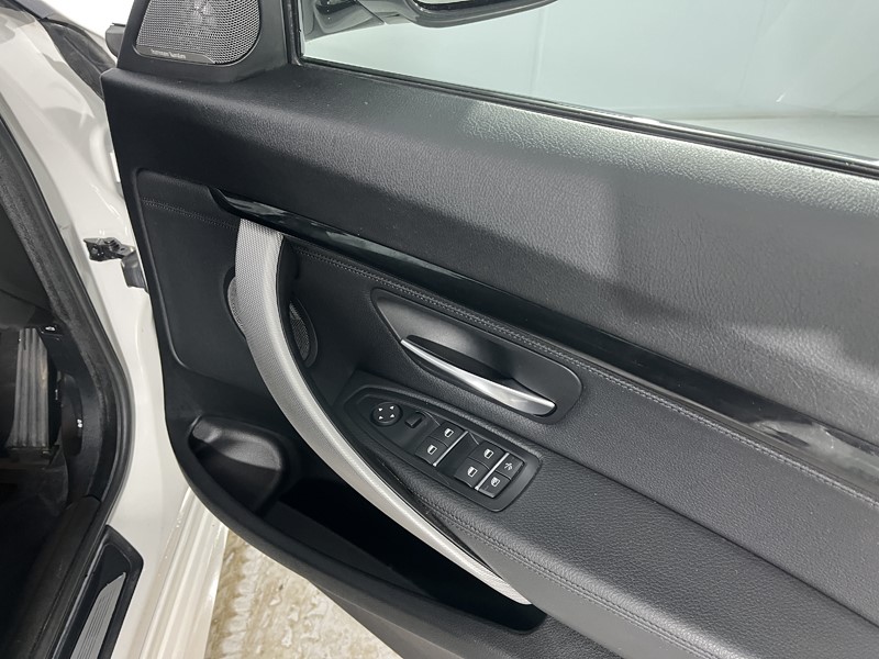 2019 (69) BMW 3 SERIES 320d [190] M Sport 5dr Step Auto [Business Media] 4966948