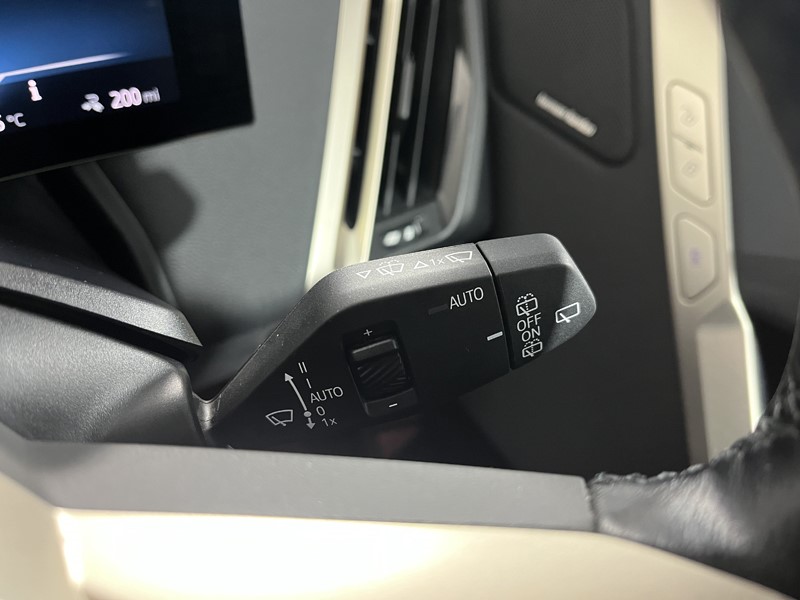 2022 (72) BMW iX 240kW xDrive40 M Sport Edition 76.6kWh 5dr Auto 4986645