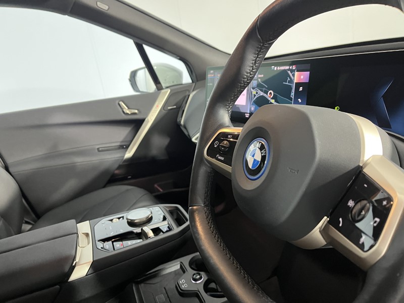 2022 (72) BMW iX 240kW xDrive40 M Sport Edition 76.6kWh 5dr Auto 4986642