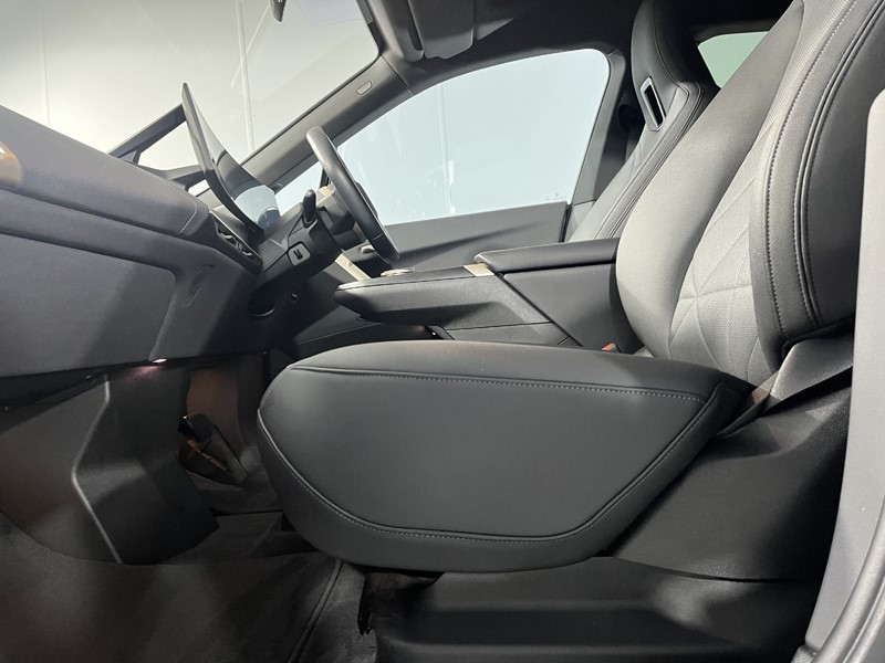 2022 (72) BMW iX 240kW xDrive40 M Sport Edition 76.6kWh 5dr Auto 4986655