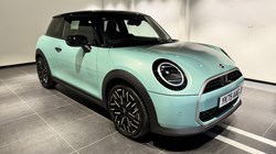 2026 (75) MINI COOPER 1.5 C Classic 3dr Auto 5634380