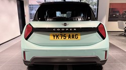 2026 (75) MINI COOPER 1.5 C Classic 3dr Auto 5634392