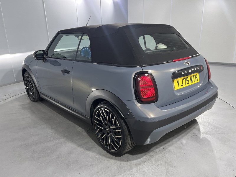 2026 (75) MINI COOPER 2.0 S Exclusive [Level 3] 2dr Auto 5633041