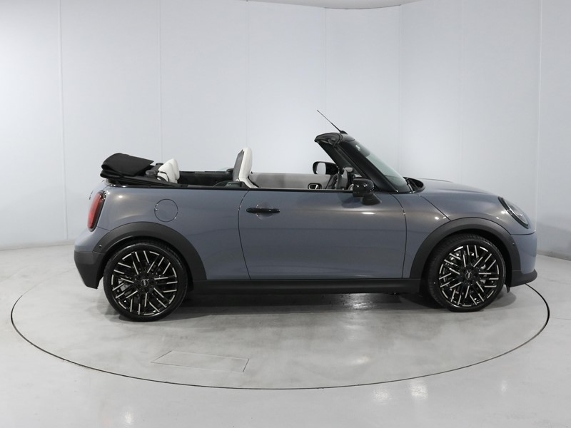 2026 (75) MINI COOPER 2.0 S Exclusive [Level 3] 2dr Auto 5633010