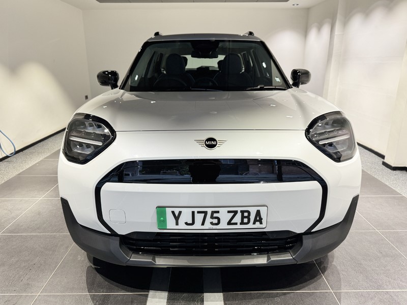 2026 (75) MINI ACEMAN 135kW E Classic 43kWh 5dr Auto 5634579