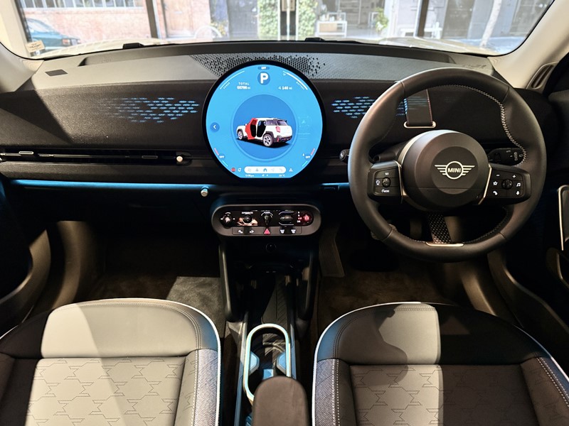 2026 (75) MINI ACEMAN 135kW E Classic 43kWh 5dr Auto 5634568